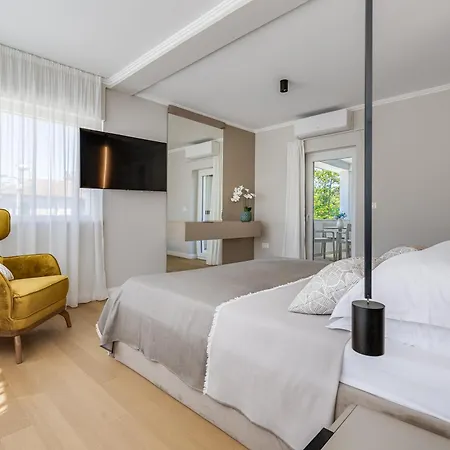 Shell Luxury Zadar