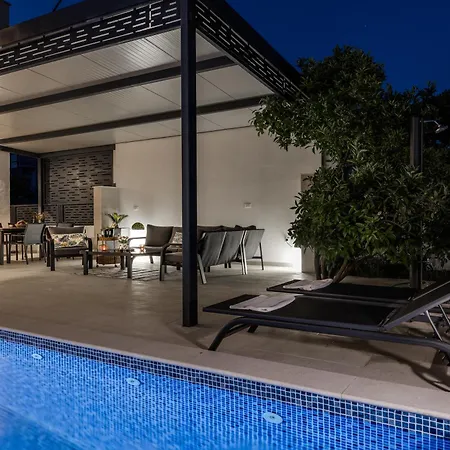 Shell Luxury Vikendica Zadar